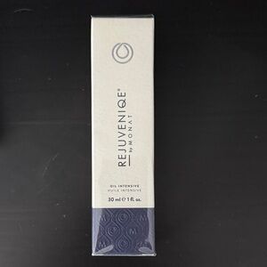 Rejuveniqe by Monat Oil Intensive - Cream and Blue